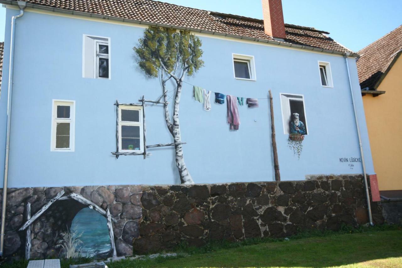 Schoene 3Zimmer Ferienwohnung Direkt Am Baalensee Fürstenberg-Havel Exterior foto